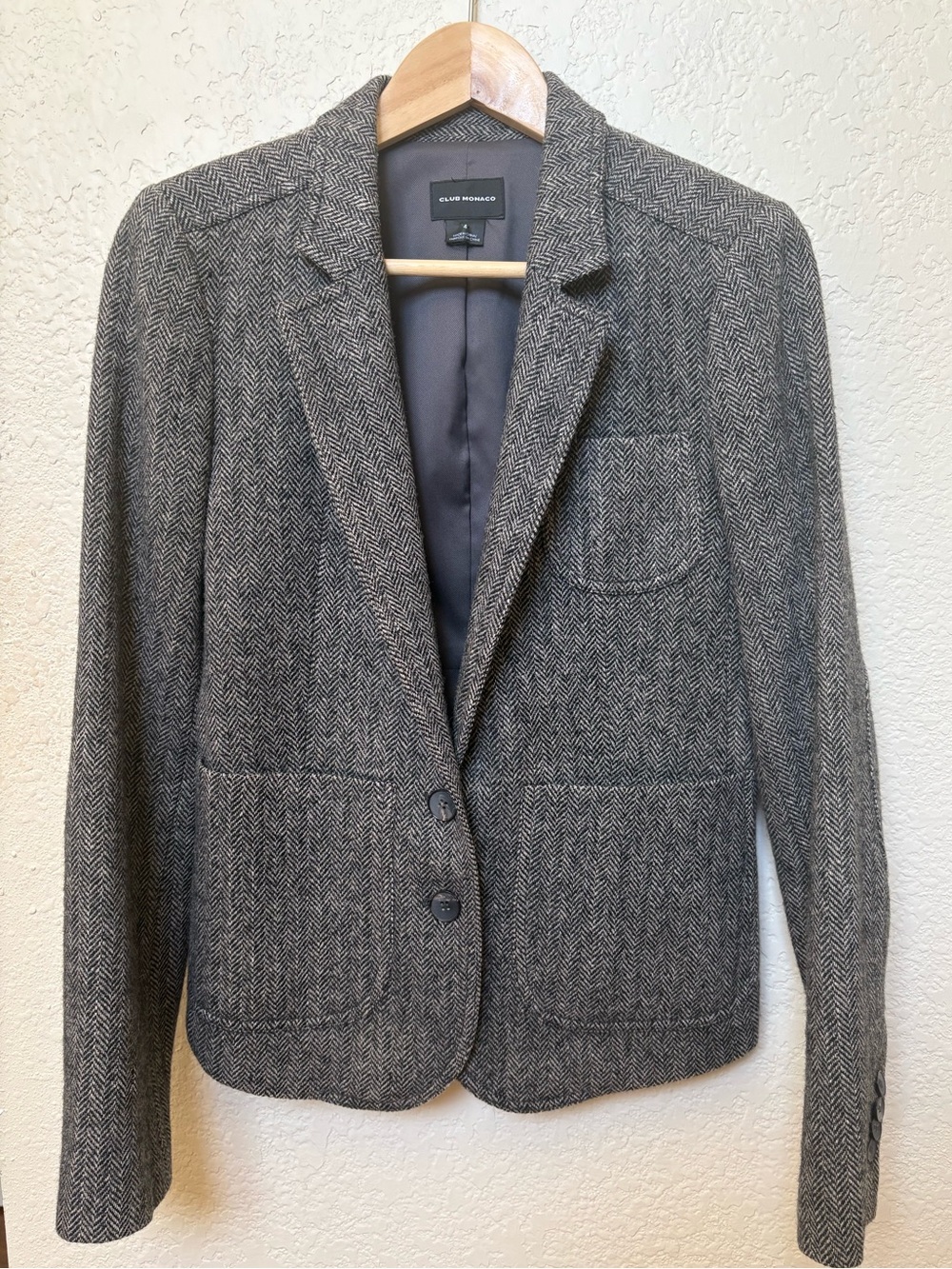Club Monaco 100% Wool Herringbone Blazer Jacket Lined Gray